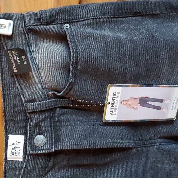 NWT Simple Society: Super High-Rise Straight Leg, Distressed/Cropped, Black - Picture 4 of 5